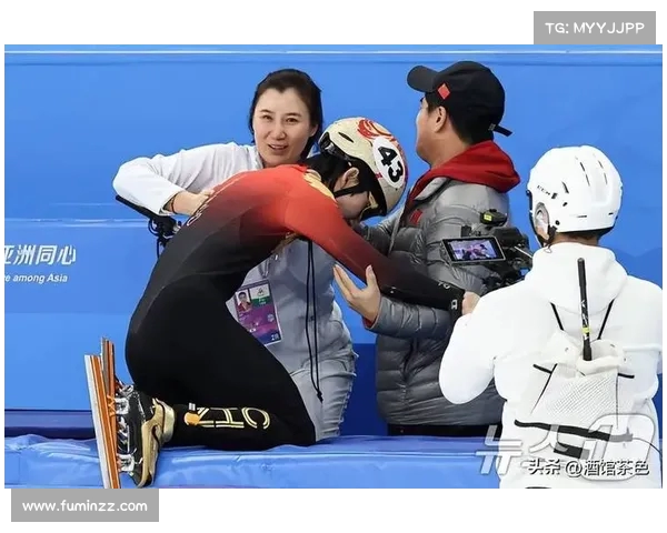 五星红旗见证荣耀时刻 林孝埈亚冬会夺冠高唱国歌动容全场 五星红旗见证荣耀时刻 林孝埈亚冬会夺冠高唱国歌动容全场